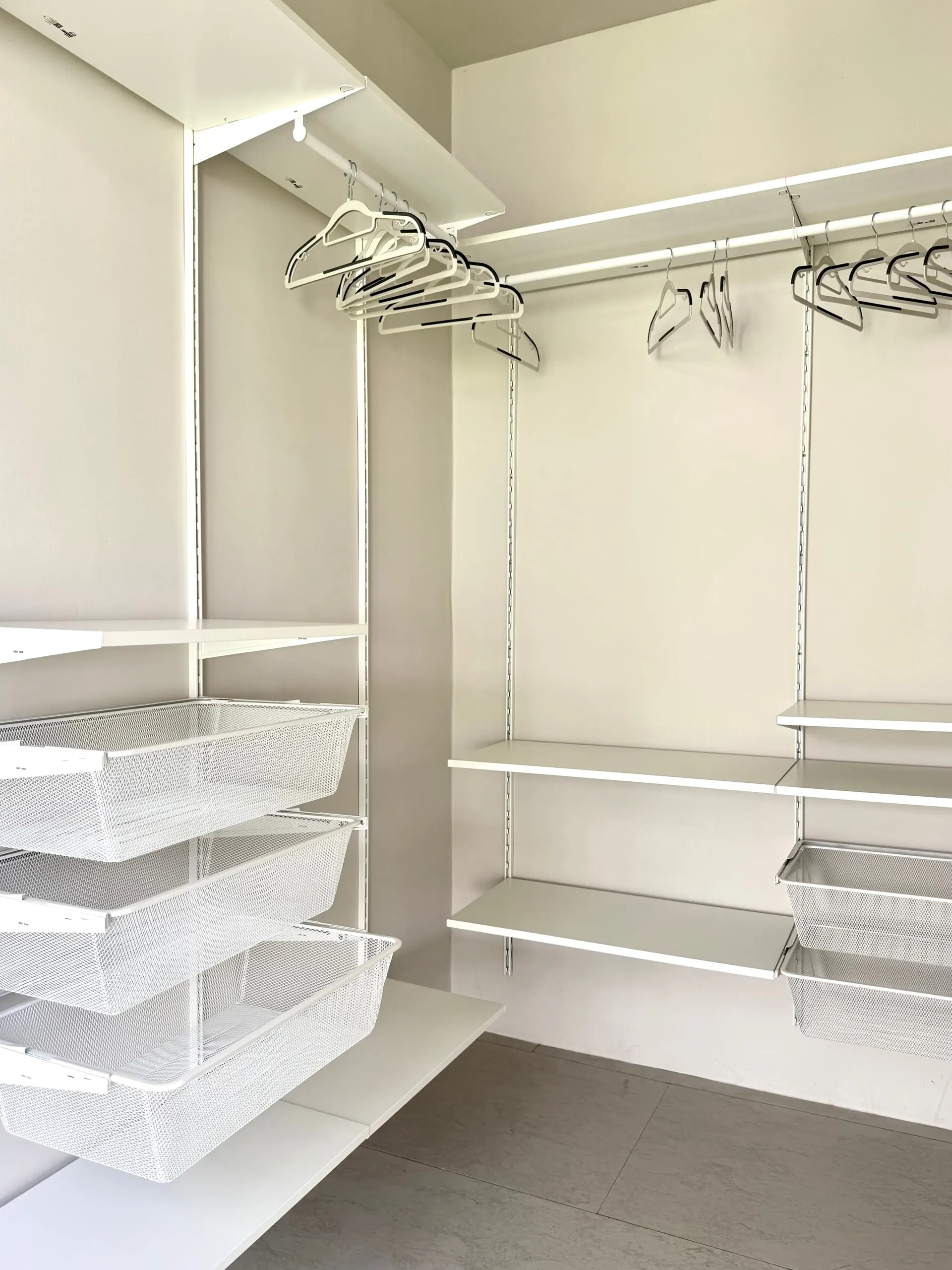 Villa I — walk-in wardrobe with modular storage